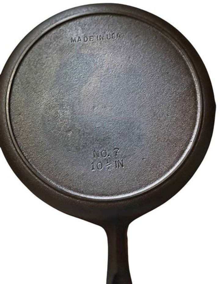 Where do you store your cast iron skillet