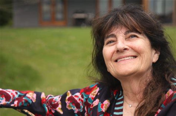 Where does Ruth Reichl live