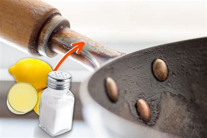 Why does lemon juice and salt remove rust