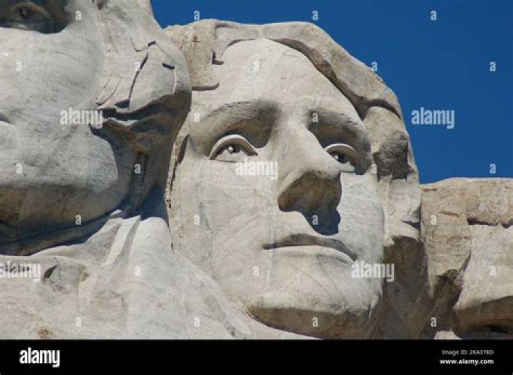 Why were the faces carved in Mount Rushmore